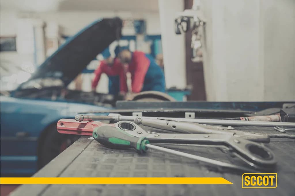 Zarobki mechanika we własnym warsztacie: Ile netto? Analiza zysków