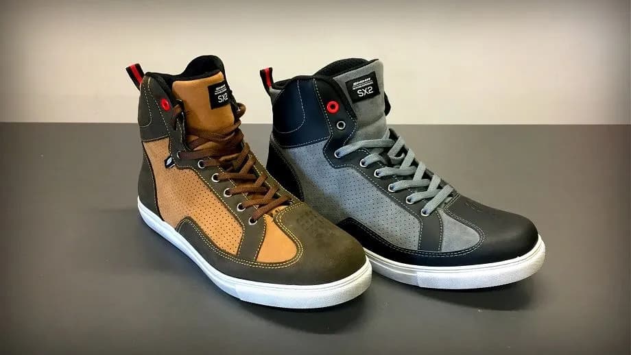 Buty motocyklowe turystyczne: jak wybrać ideał? Poradnik eksperta