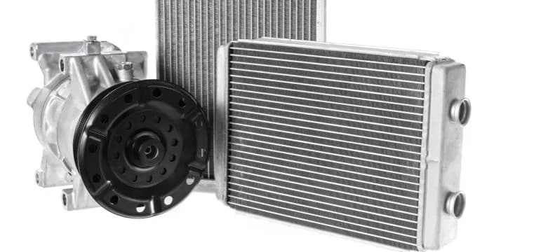 Chłodnica samochodowa: Poznaj jej rolę i uniknij drogich napraw